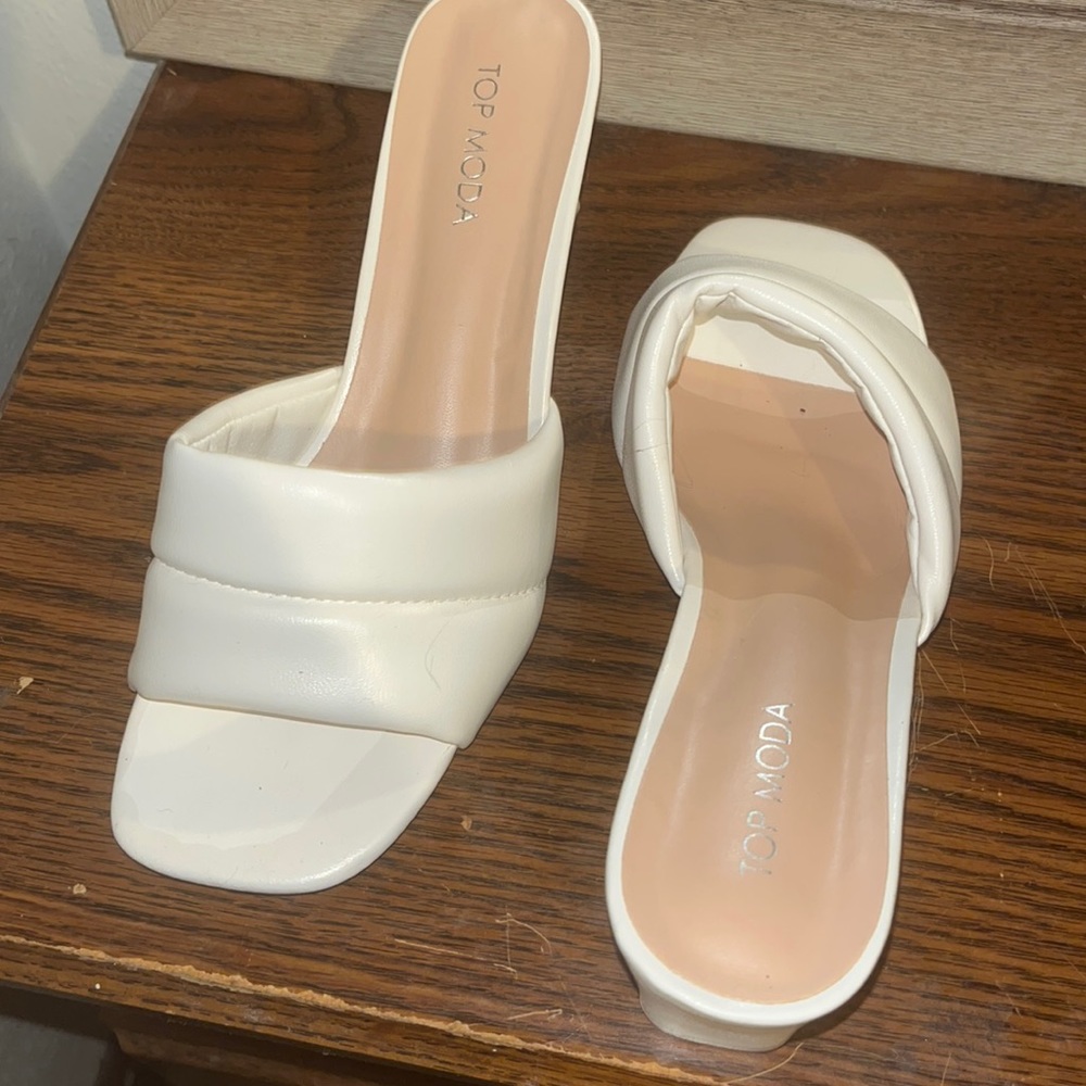 Kitten Heel
